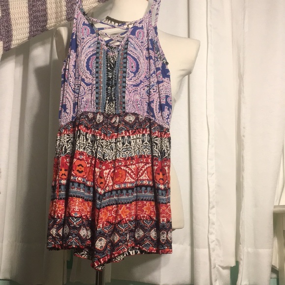 Patterned Romper - Picture 4 of 5
